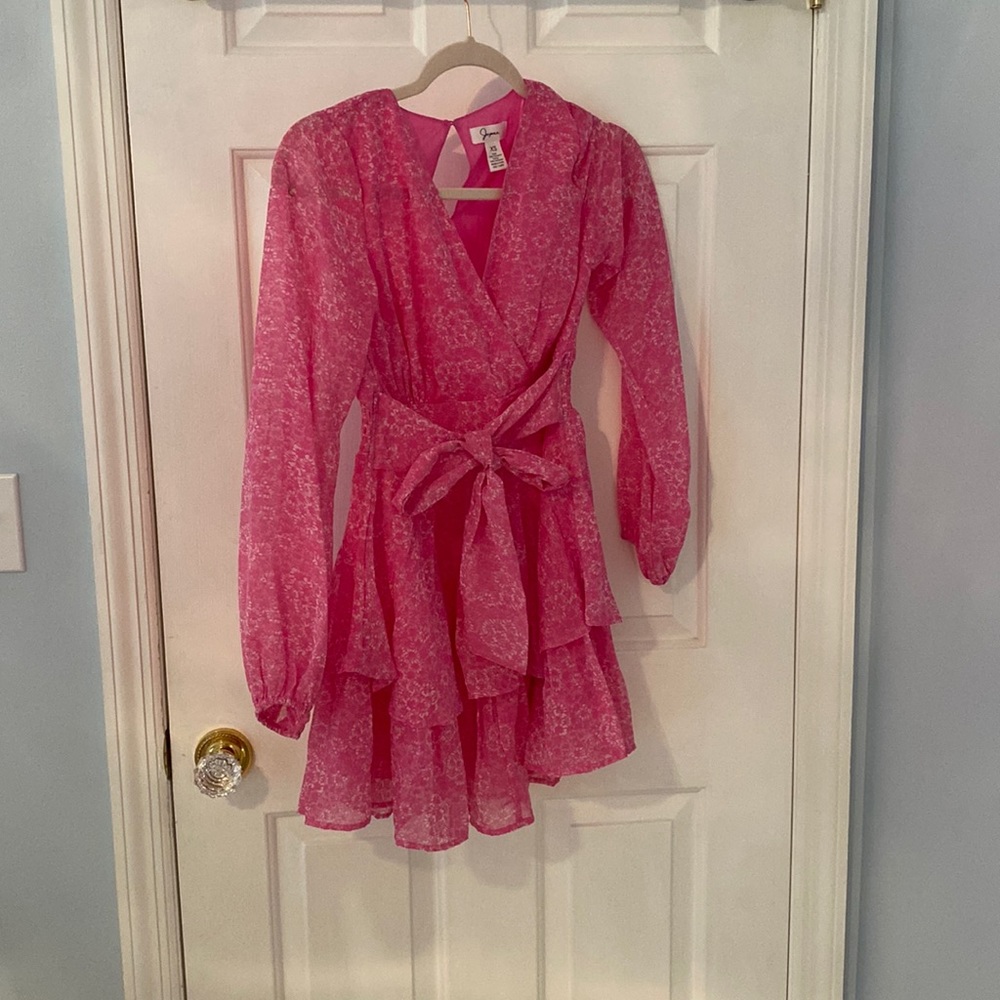 Preppy pink mini dress with bow